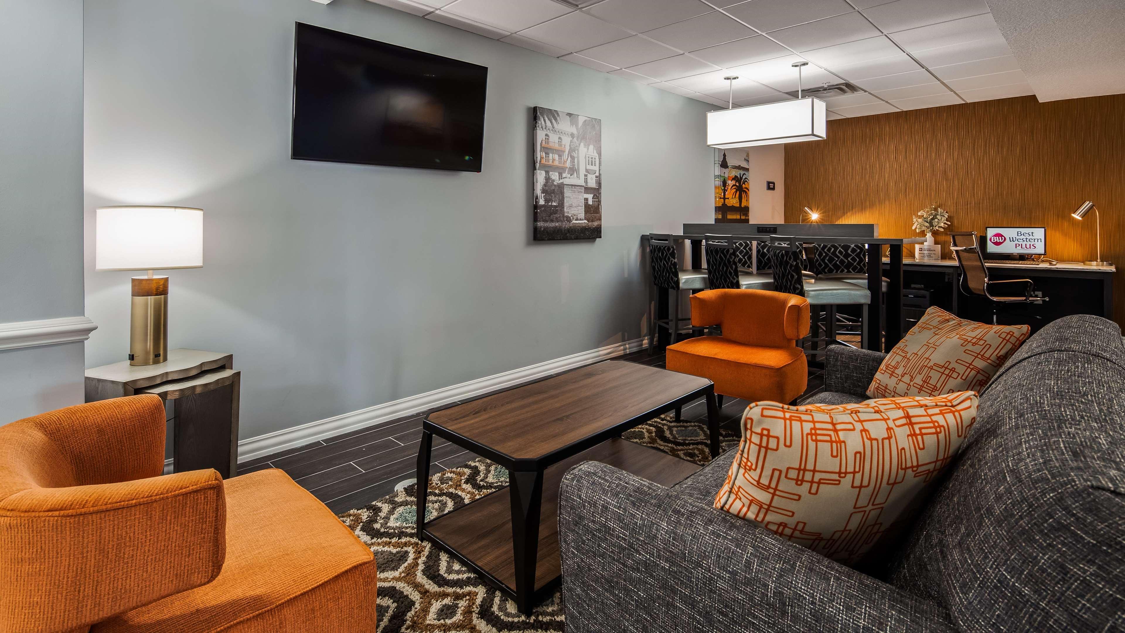 Best Western Plus New Caney Inn & Suites Exterior foto