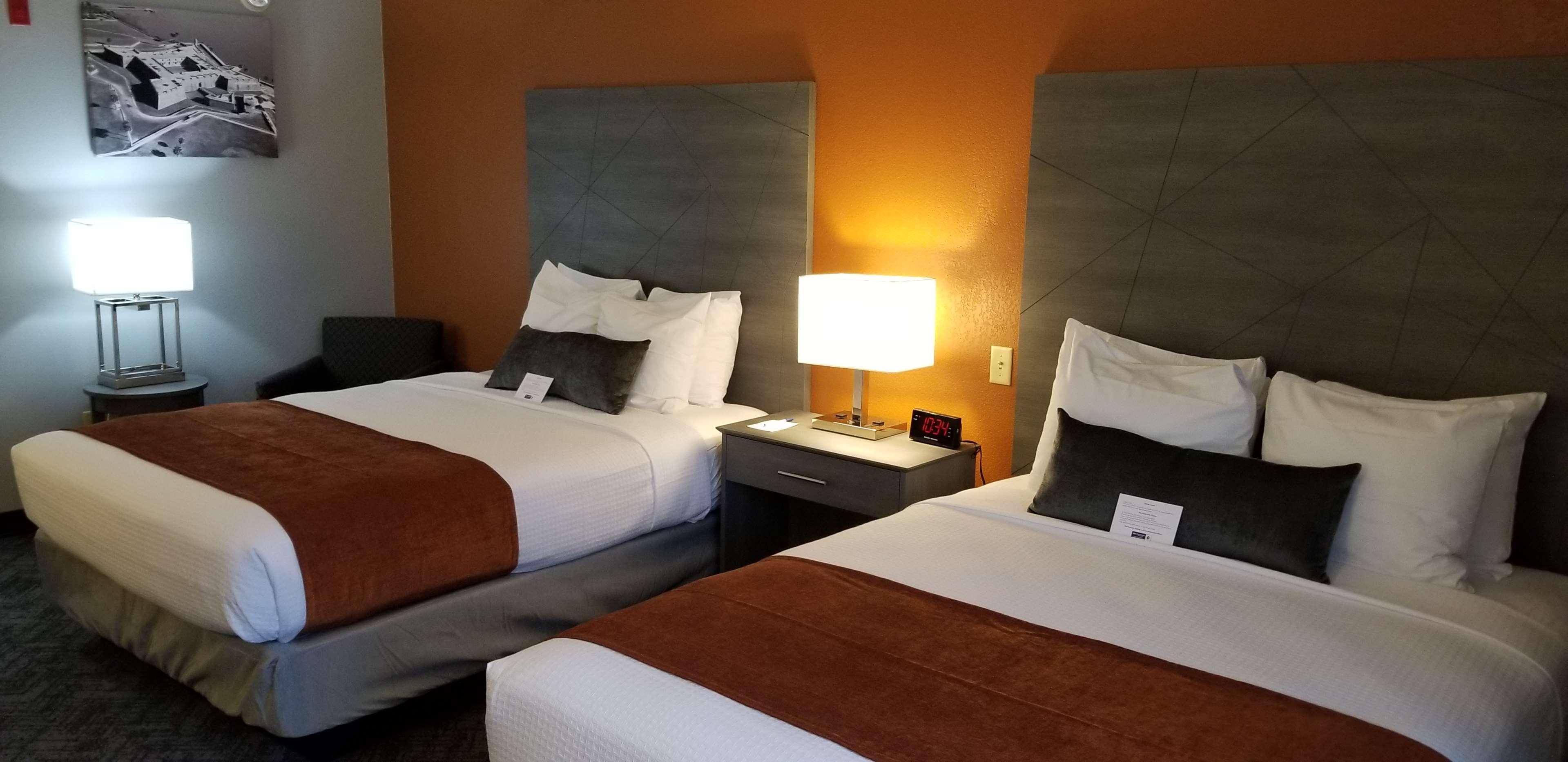 Best Western Plus New Caney Inn & Suites Exterior foto